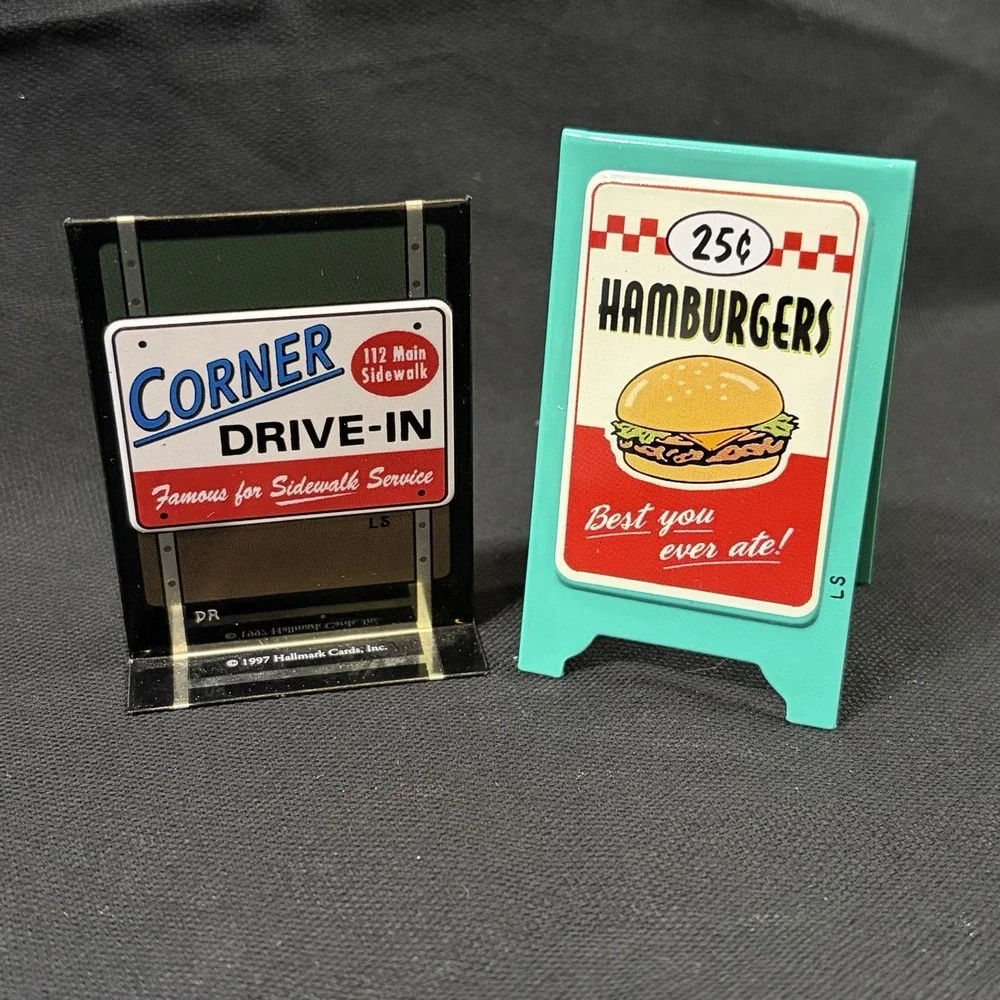 Hallmark Kiddie Car Classics‎ Corner Drive-In Accessory Lot 9 Pieces 1997
